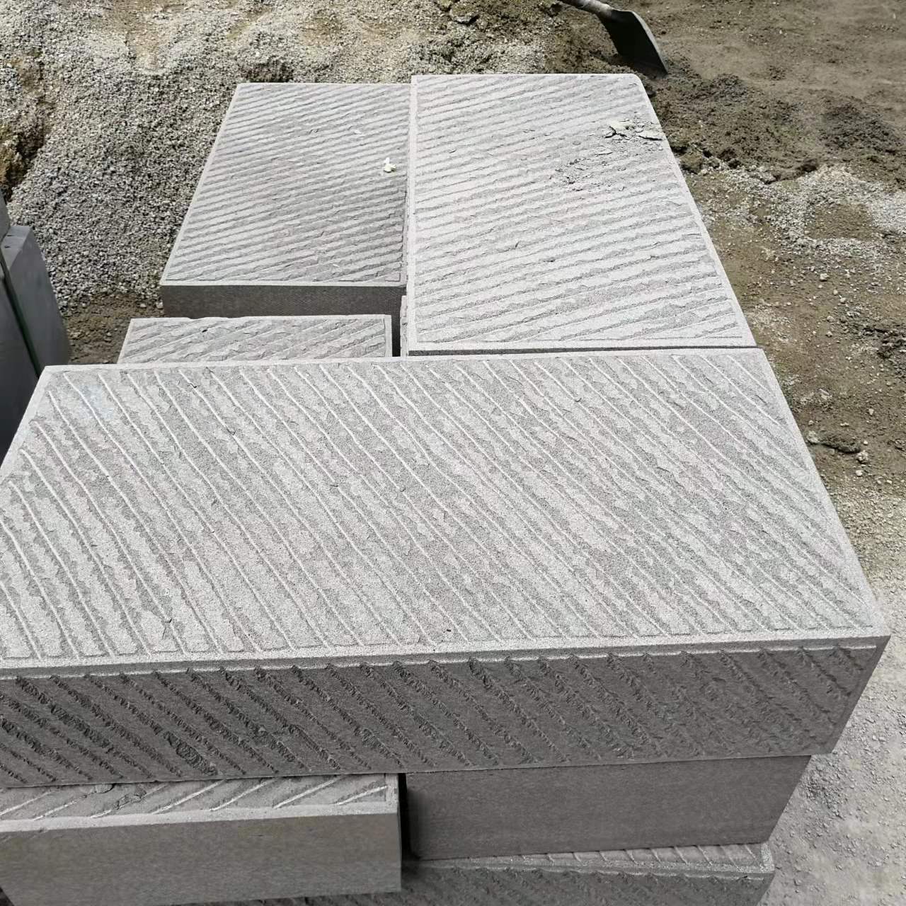 青石路沿石的作用有哪些呢？