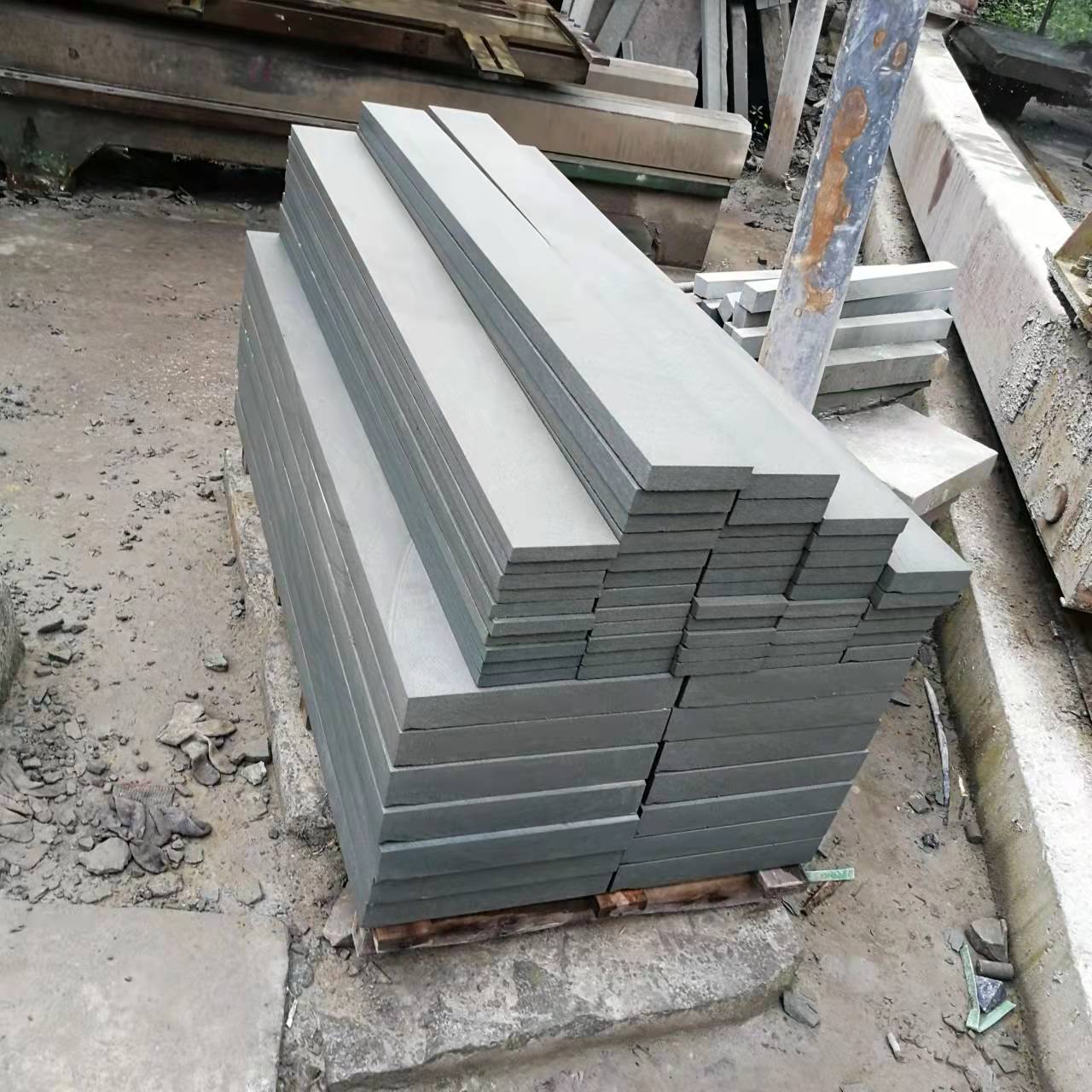 在建筑施工使用中青石板有哪些作用？